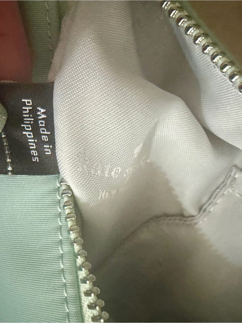 Kate Spade New York Carter Crescent Hobo Shoulder Sling Bag LIKE NEW - Picture 13 of 15